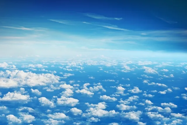 Sky 070