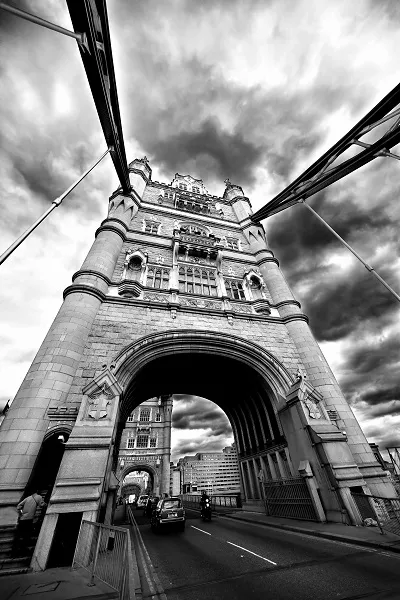 Black white 028