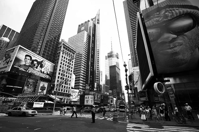 Black white 041